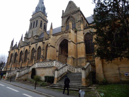 LA BASILIQUE NOTRE-DAME-D’ESPÉRANCE VA REPLONGER AU TEMPS DU MARIAGE DE CHARLES IX